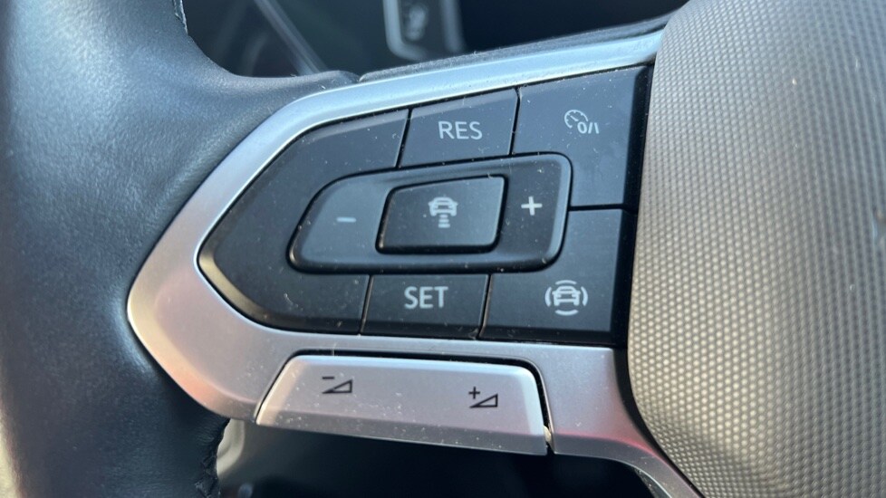 Used Volkswagen T-Cross 2022 for sale - 76872095: Photo 31