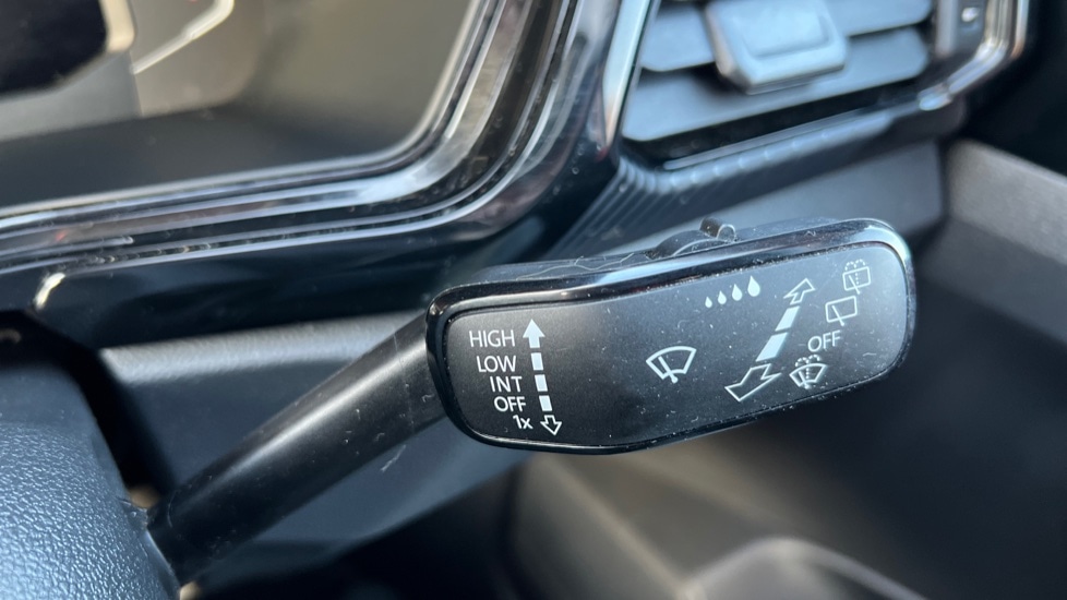 Used Volkswagen T-Cross 2022 for sale - 76872095: Photo 32