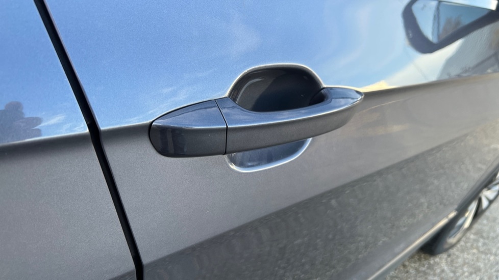 Used Volkswagen T-Cross 2022 for sale - 76872095: Photo 46