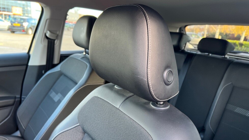 Used Volkswagen T-Cross 2022 for sale - 76872095: Photo 59