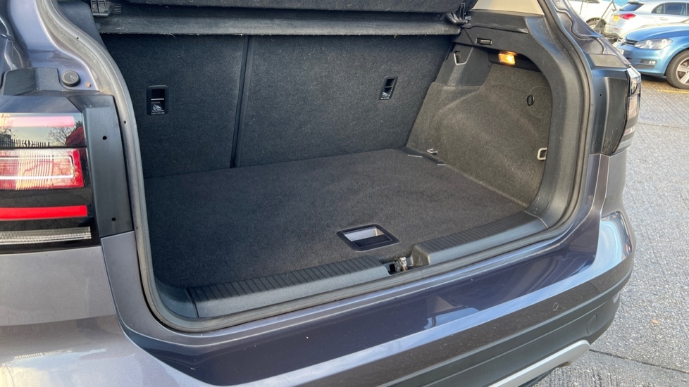 Used Volkswagen T-Cross 2022 for sale - 76872095: Photo 63