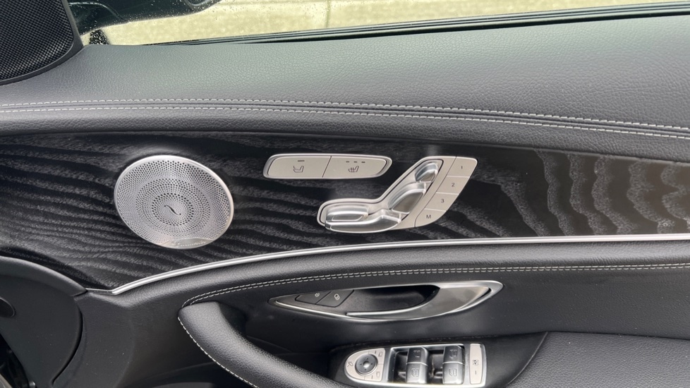 Used Mercedes-Benz E Class 2020 for sale - 76872931: Photo 30