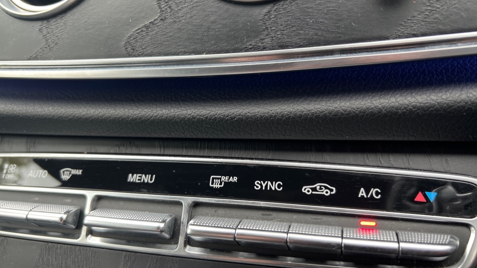 Used Mercedes-Benz E Class 2020 for sale - 76872931: Photo 55