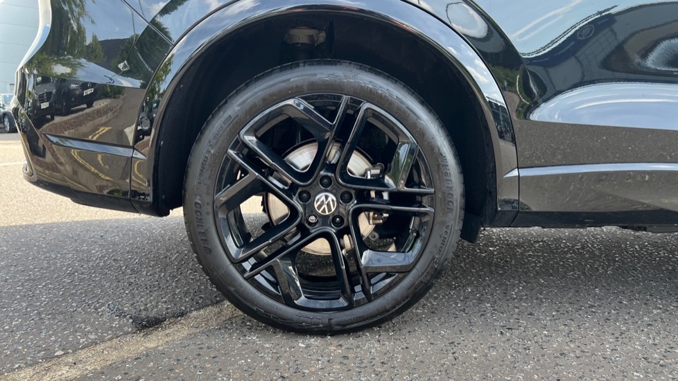 Used Volkswagen Tiguan 2025 for sale - 76176392: Photo 5