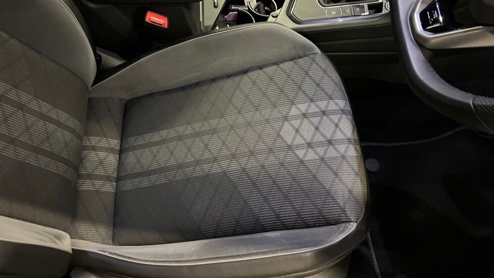 Used Volkswagen Tiguan 2020 for sale - 76872241: Photo 39