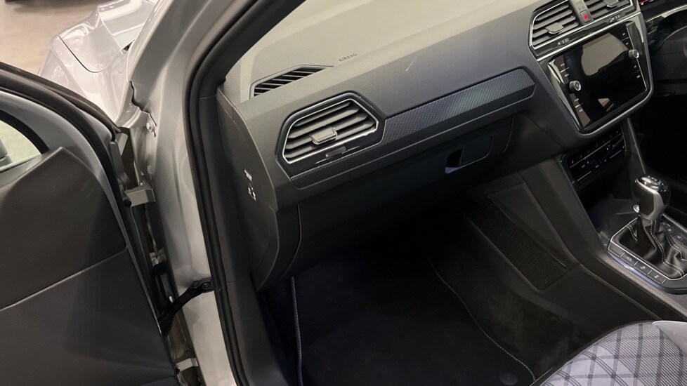 Used Volkswagen Tiguan 2020 for sale - 76872241: Photo 42