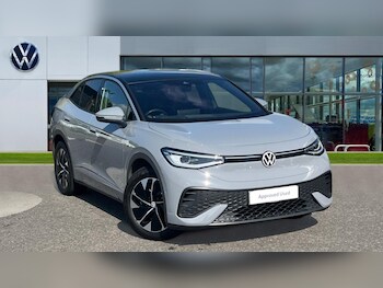 2024 - 210kW Tech Pro 77kWh 5dr Auto