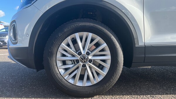 Used Volkswagen T-Roc 2025 for sale - 76025291: Photo 18