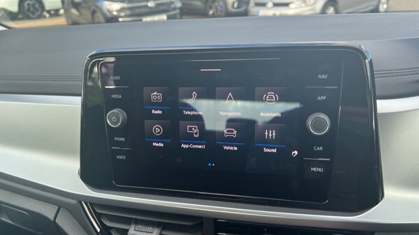 Used Volkswagen T-Roc 2025 for sale - 76025291: Photo 24