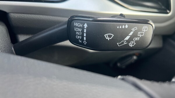 Used Volkswagen T-Roc 2025 for sale - 76025291: Photo 32