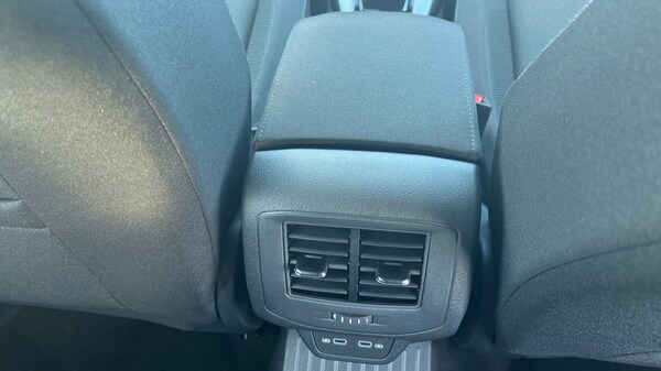 Used Volkswagen T-Roc 2025 for sale - 76025291: Photo 34