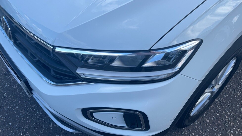 Used Volkswagen T-Roc 2025 for sale - 76025291: Photo 41