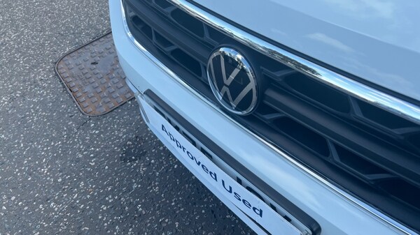 Used Volkswagen T-Roc 2025 for sale - 76025291: Photo 43