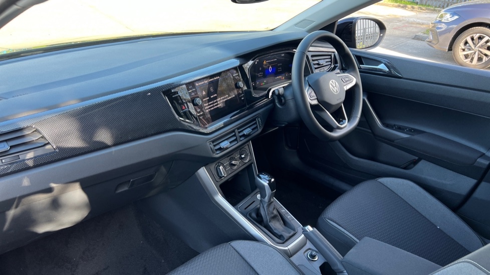 Used Volkswagen Taigo 2025 for sale - 76870587: Photo 2