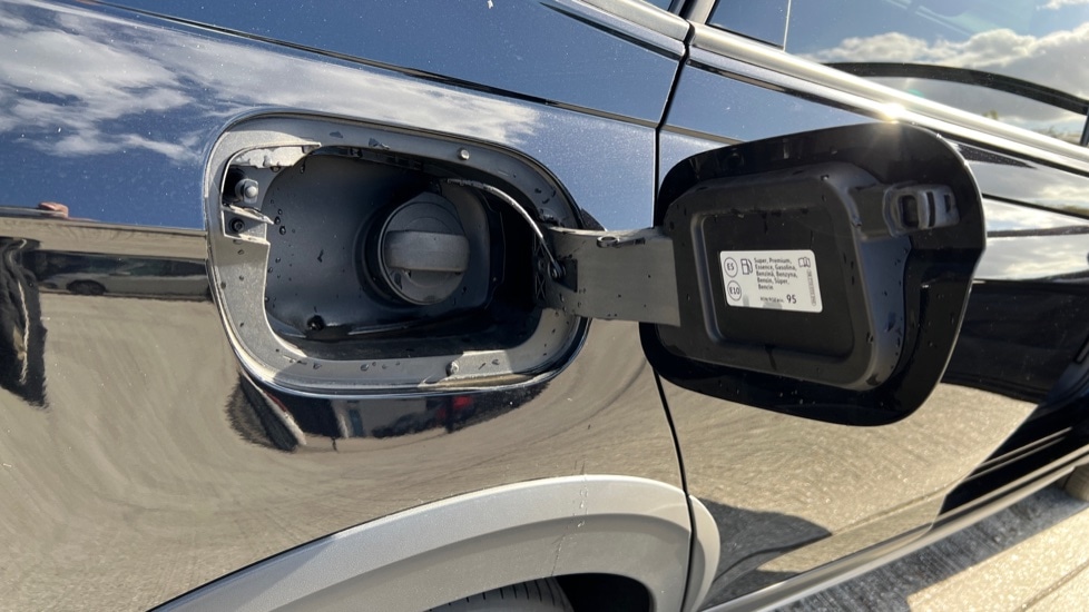 Used Volkswagen Taigo 2025 for sale - 76870587: Photo 29