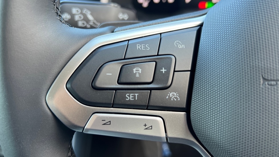 Used Volkswagen Taigo 2025 for sale - 76870587: Photo 31