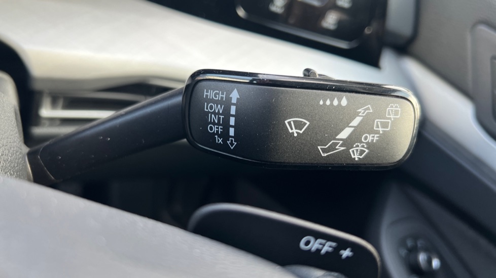 Used Volkswagen Golf 2025 for sale - 76888828: Photo 33