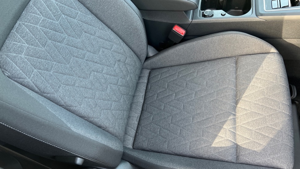 Used Volkswagen Golf 2025 for sale - 76888828: Photo 39