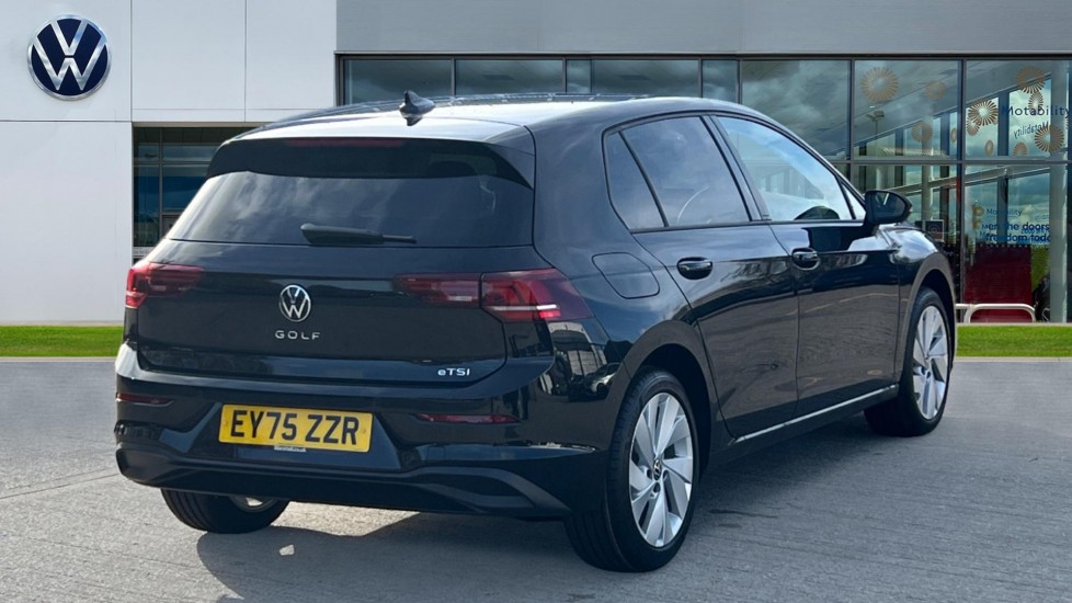 Used Volkswagen Golf 2025 for sale - 76888828: Photo 8