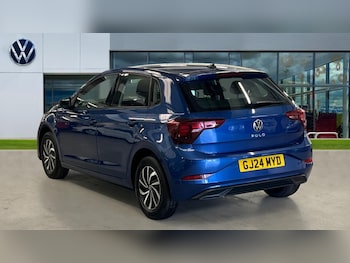 Used Volkswagen Polo 2024 for sale - 75484488: Photo