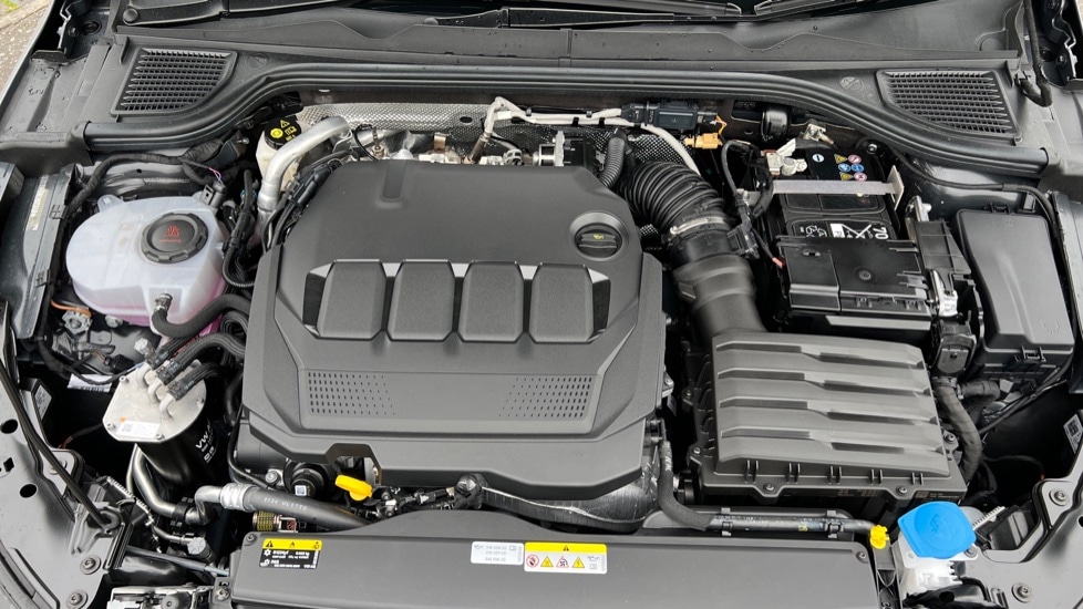 Used Volkswagen Golf 2025 for sale - 76872995: Photo 17