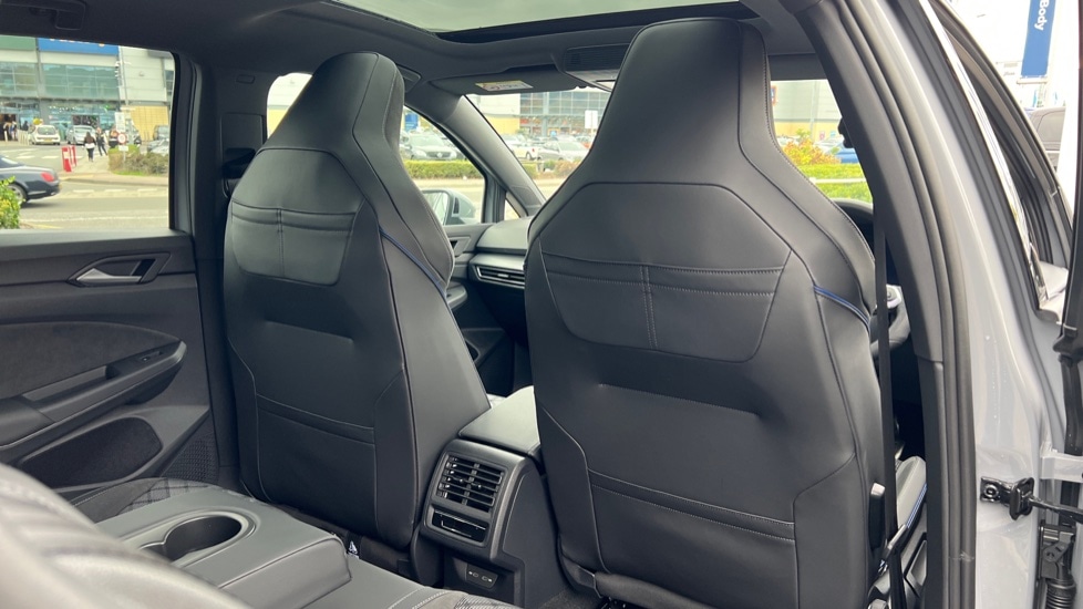 Used Volkswagen Golf 2025 for sale - 76872995: Photo 75