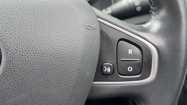 Used Renault Clio 2017 for sale - 75484489: Photo 23