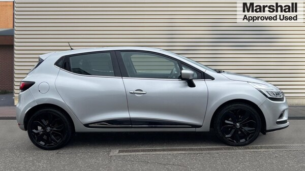 Used Renault Clio 2017 for sale - 75484489: Photo 2