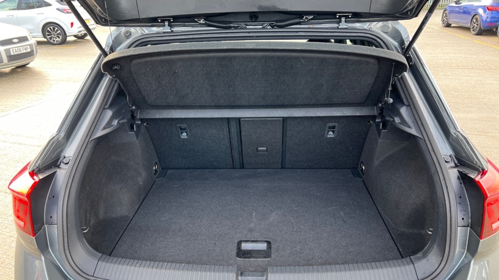 Used Volkswagen T-Roc 2022 for sale - 77010471: Photo 16