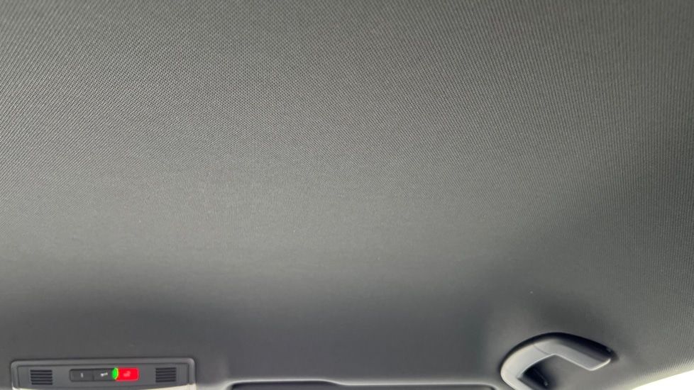 Used Volkswagen T-Roc 2022 for sale - 77010471: Photo 38