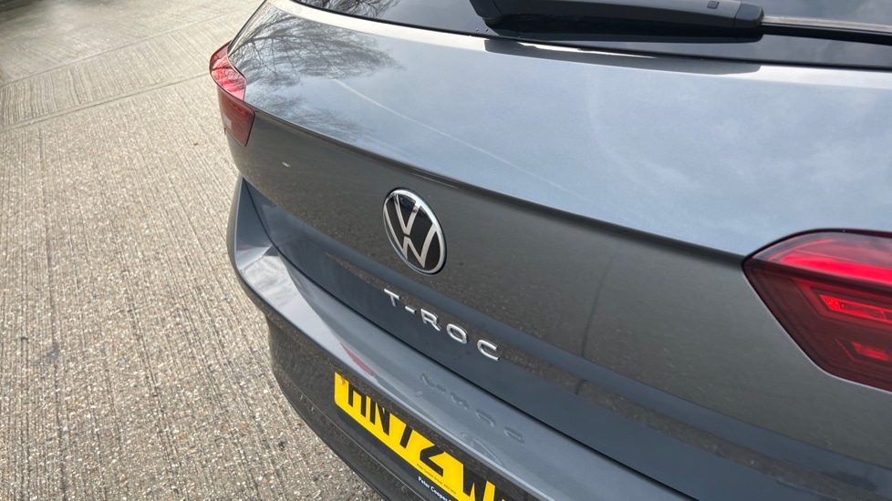 Used Volkswagen T-Roc 2022 for sale - 77010471: Photo 56