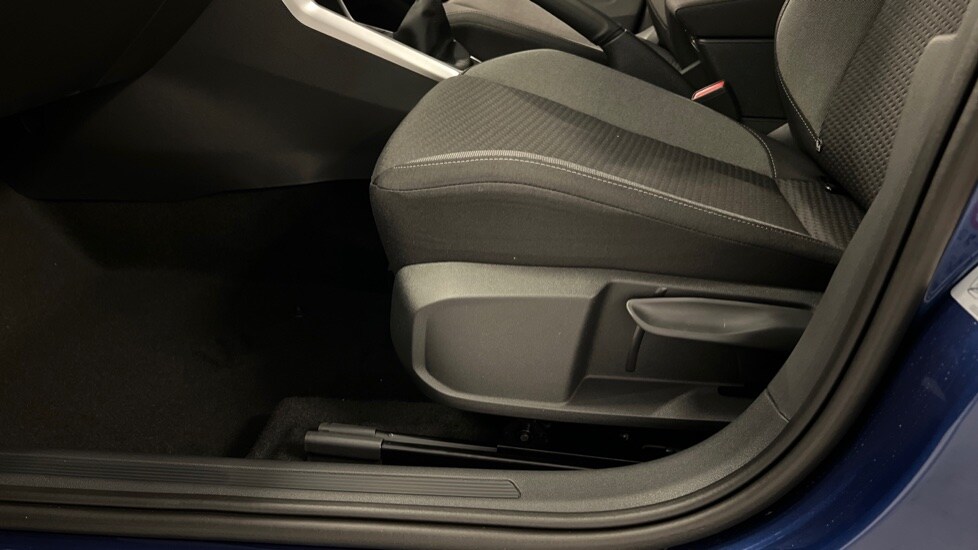 Used Volkswagen Taigo 2025 for sale - 76602795: Photo 39