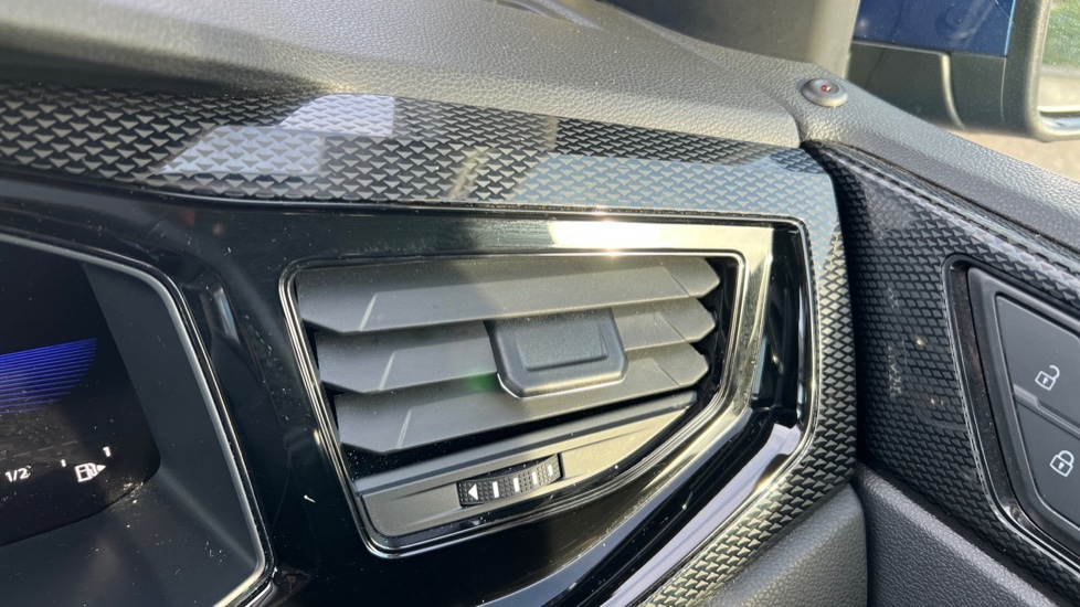 Used Volkswagen Polo 2023 for sale - 77010288: Photo 32