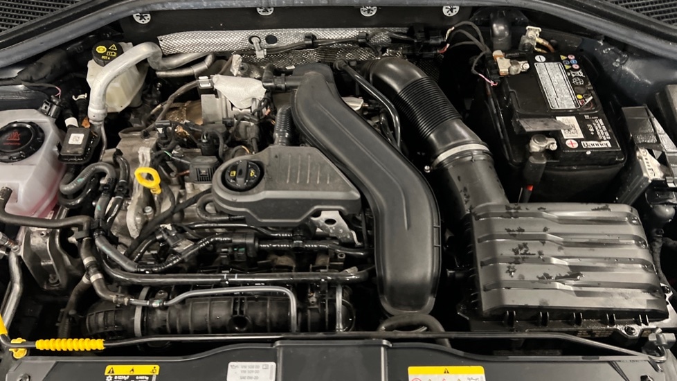 Used Volkswagen T-Roc 2023 for sale - 76971486: Photo 17