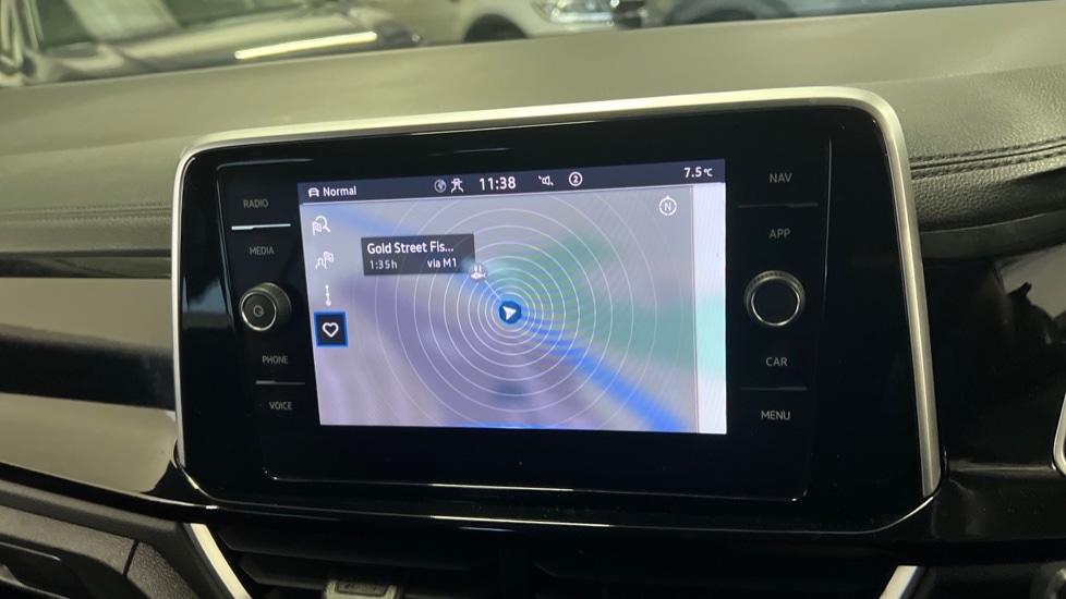 Used Volkswagen T-Roc 2023 for sale - 76971486: Photo 23