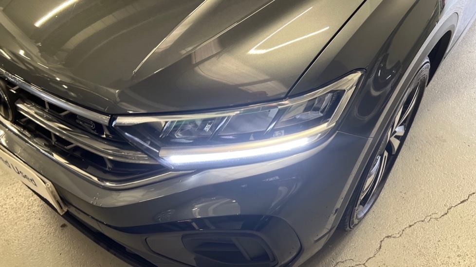 Used Volkswagen T-Roc 2023 for sale - 76971486: Photo 47