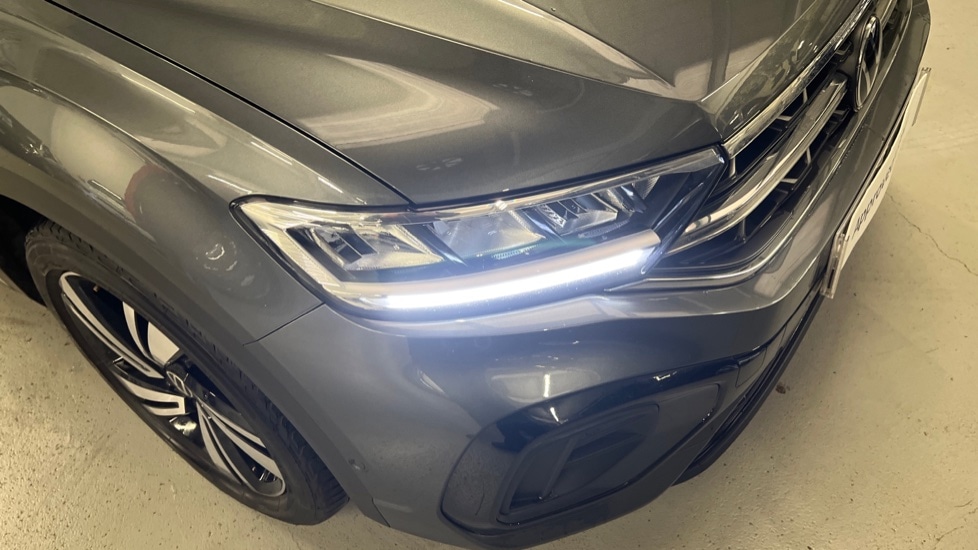 Used Volkswagen T-Roc 2023 for sale - 76971486: Photo 49