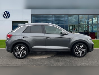 Used Volkswagen T-Roc 2023 for sale - 76971486: Photo