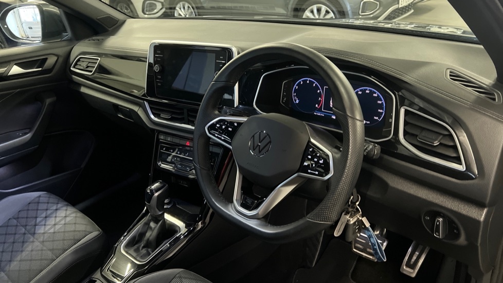 Used Volkswagen T-Roc 2023 for sale - 76971486: Photo 6