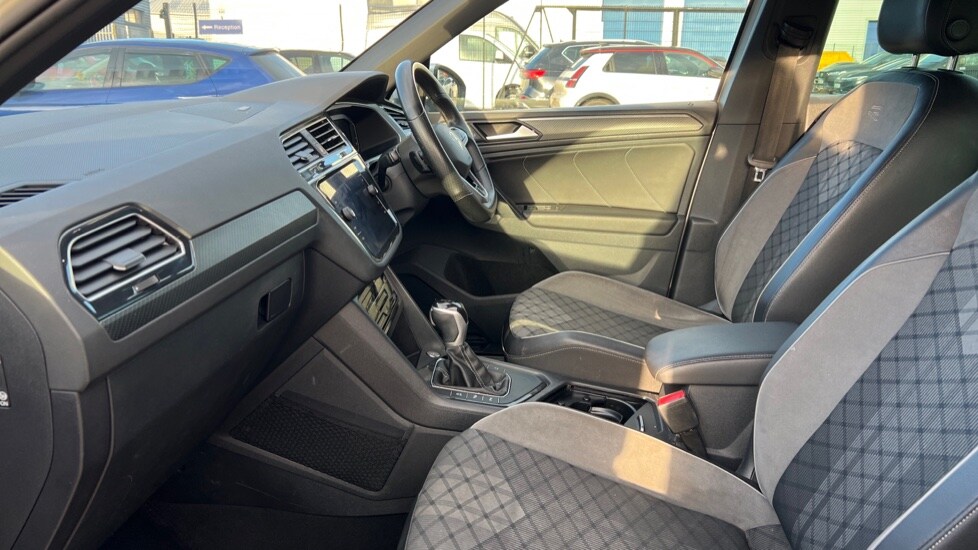 Used Volkswagen Tiguan 2022 for sale - 76872350: Photo 28