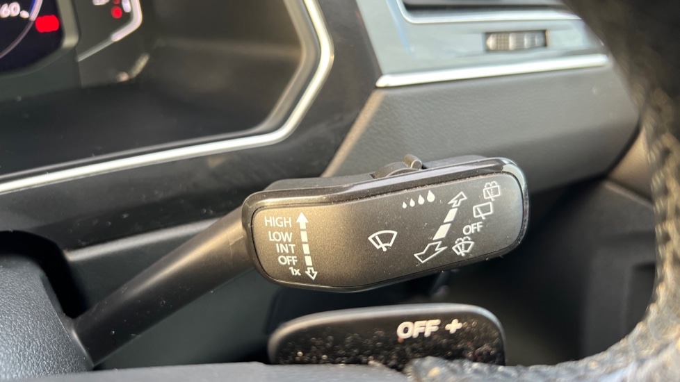 Used Volkswagen Tiguan 2022 for sale - 76872350: Photo 32