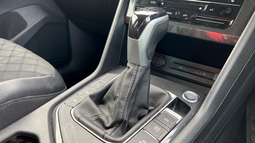 Used Volkswagen Tiguan 2022 for sale - 76872350: Photo 36