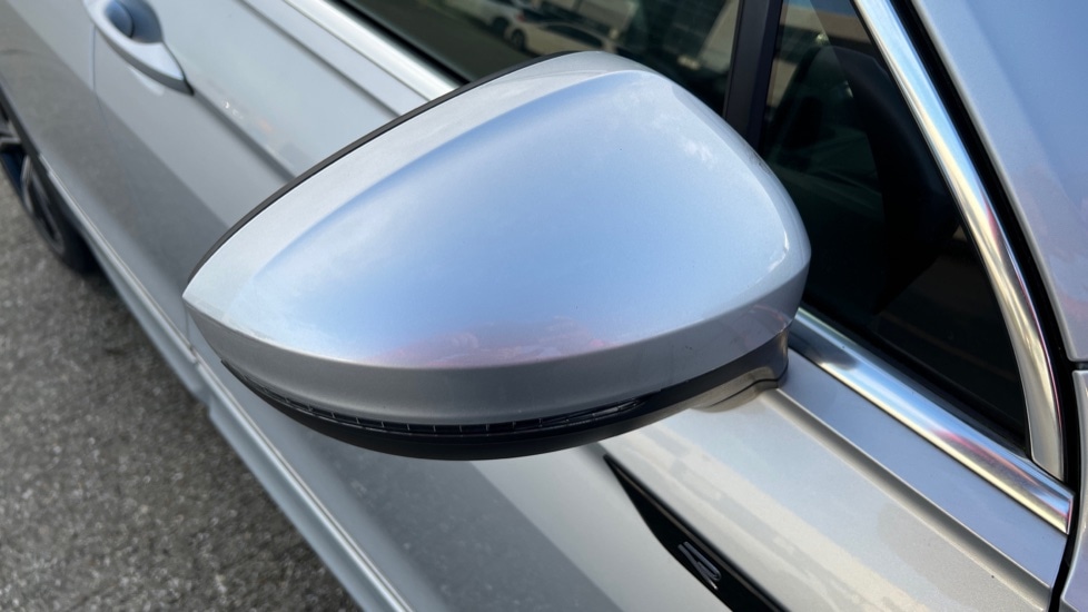 Used Volkswagen Tiguan 2022 for sale - 76872350: Photo 46