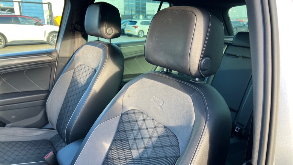 Used Volkswagen Tiguan 2022 for sale - 76872350: Photo 58