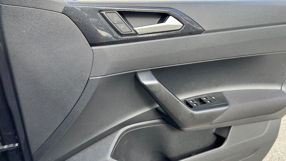 Used Volkswagen Polo 2022 for sale - 76034044: Photo 37