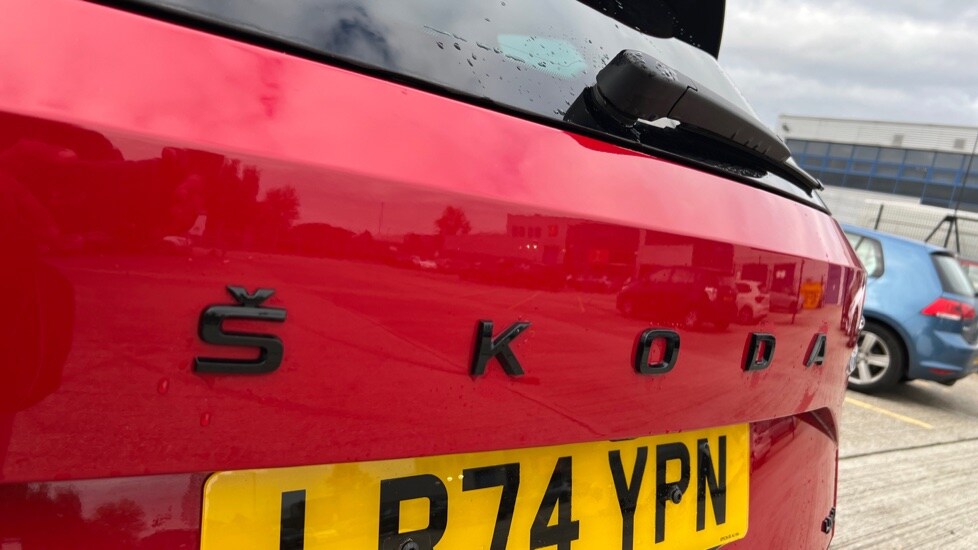 Used Skoda Karoq 2024 for sale - 76871190: Photo 43