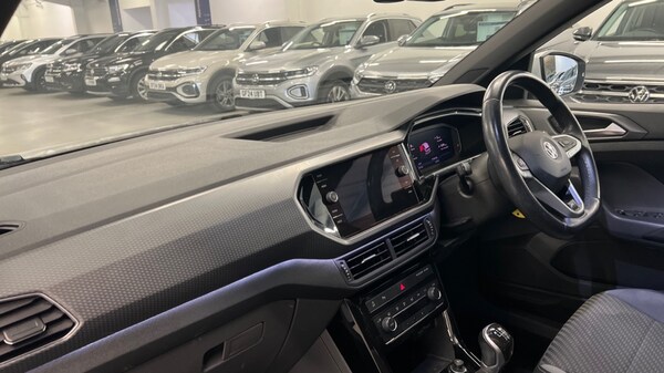 Used Volkswagen T-Cross 2019 for sale - 75484563: Photo 2