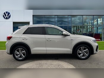 Used Volkswagen T-Roc 2025 for sale - 76908104: Photo