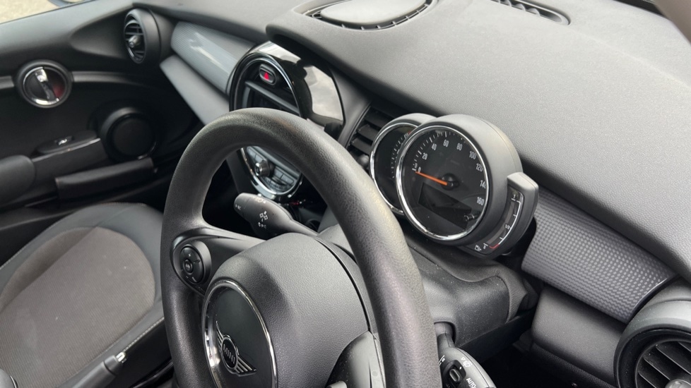 Used MINI Hatch 2019 for sale - 76804055: Photo 39