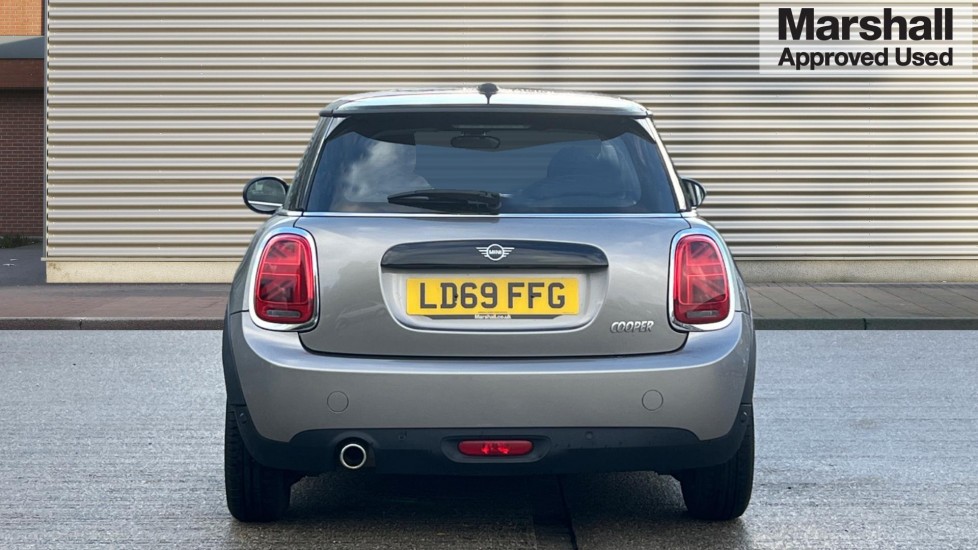 Used MINI Hatch 2019 for sale - 76804055: Photo 4